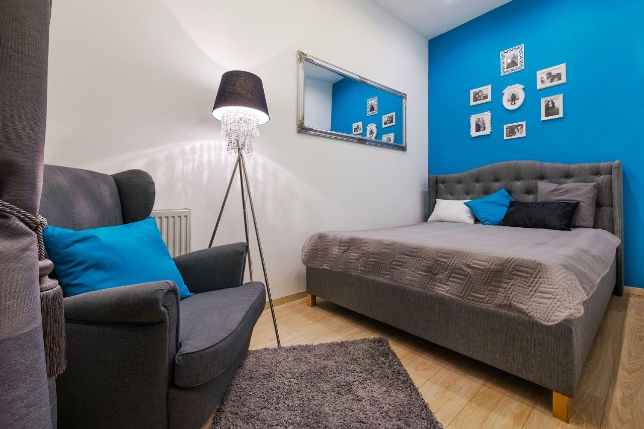 Apartment Parking, Ac, 2 Bedroom Design Flat In The Center Budapest